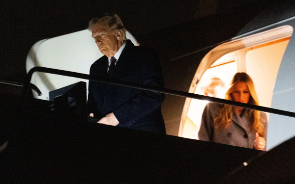 Έφτασε στην Ουάσινγκτον ο Τραμπ - Τα πυροτεχνήματα και ο σωσίας του Έλβις στην ορκωμοσία (βίντεο)