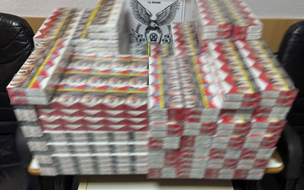 Πειραιάς: Σύλληψη 27χρονου για τη διακίνηση λαθραίων καπνικών προϊόντων