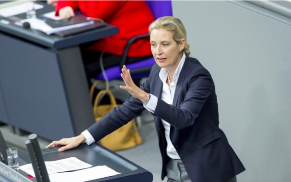 Η Αλίς Βάιντελ "υποψήφια καγκελάριος" από την AfD