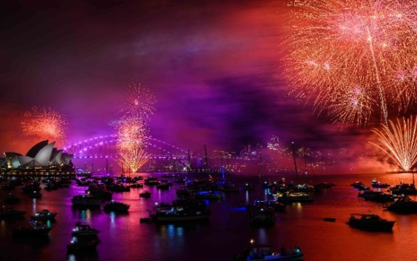 Ο πλανήτης καλωσόρισε το 2025 - Η επιστροφή Τραμπ και οι ελπίδες για ειρήνη