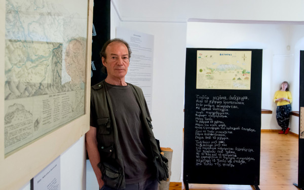 Λαρισαίος χαρτογράφος αποτυπώνει με το χέρι του τον φυσικό πλούτο της Θεσσαλίας