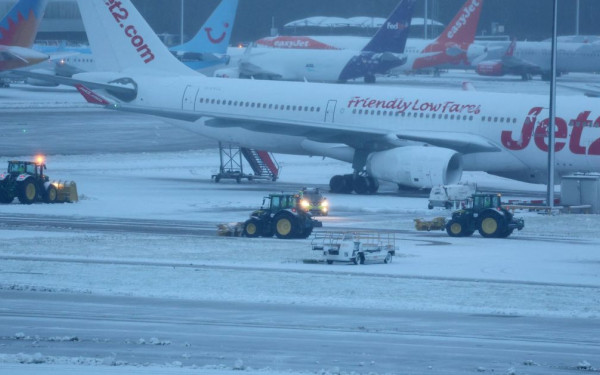 Κακοκαιρία πλήττει ΗΠΑ, Ηνωμένο Βασίλειο και Γερμανία: Χάος στις μεταφορές (βίντεο)