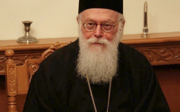 Αλβανία: Η «ΟΜΟΝΟΙΑ» για τον Αρχιεπίσκοπο Αναστάσιο: «Η μνήμη του θα μείνει ζωντανή μέσα από το παράδειγμά του»