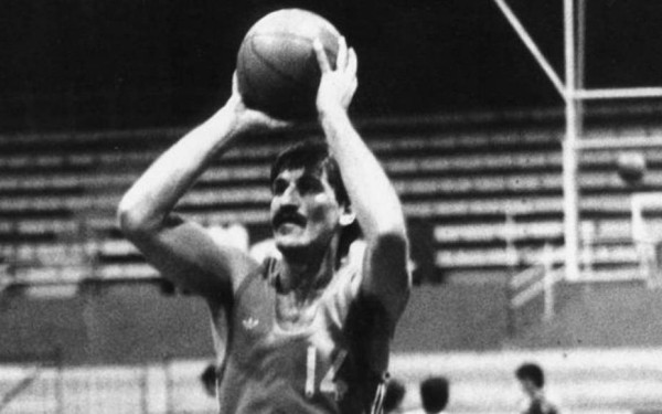 Μπάσκετ: Πέθανε ο θρυλικός Ντράζεν Νταλιπάγκιτς (βίντεο)