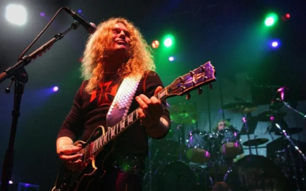 Πέθανε ο κιθαρίστας των Whitesnake, Τζον Σάικς (βίντεο)