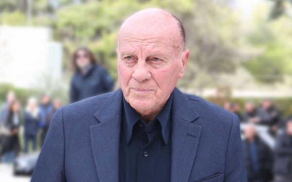 Την Δευτέρα η κηδεία του Μίμη Δομάζου - Η σορός του θα τεθεί σε λαϊκό προσκύνημα