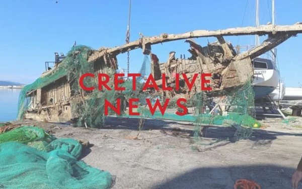 Κρήτη: Ψαράς έπιασε στα δίχτυα του τμήματα από πολεμικό αεροσκάφος (φωτ.)