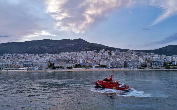 Καβάλα: Πυρκαγιά σε φορτηγό πλοίο Καβάλα: Πυρκαγιά σε φορτηγό πλοίο