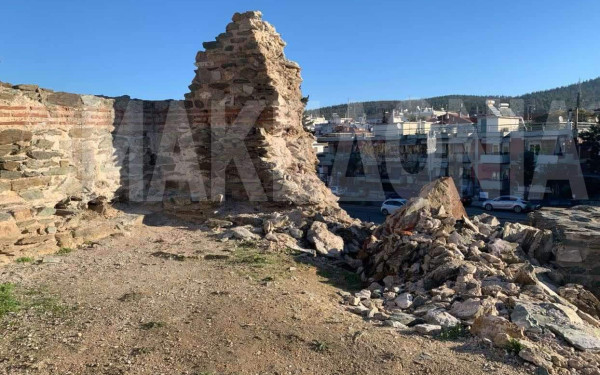 Επταπύργιο Θεσσαλονίκης: Μέρος του τείχους κατέρρευσε από την κακοκαιρία του Δεκεμβρίου - Πότε θα αποκατασταθεί