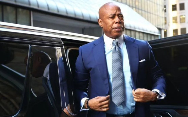 ΗΠΑ: Να αποσυρθούν οι κατηγορίες από τον δήμαρχο Νέας Υόρκης ζητά το Υπουργείο Δικαιοσύνς