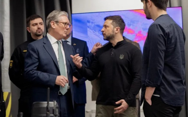 Politico: H Ευρώπη έχασε τον πόλεμο στην Ουκρανία - Δεν έχει κανένα master plan για τη νέα παγκόσμια αταξία του Ντόναλντ Τραμπ Politico: H Ευρώπη έχασε τον πόλεμο στην Ουκρανία - Δεν έχει κανένα master plan για τη νέα παγκόσμια αταξία του Ντόναλντ Τραμπ