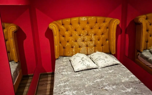 Θεσσαλονίκη: Η αστυνομία αναζητά 51χρονη κατηγορούμενη για μαστροπεία