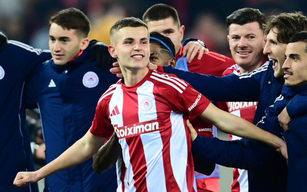 Γαλλία: Στο στόχαστρο της Παρί Σεν Ζερμέν ο Χρήστος Μουζακίτης