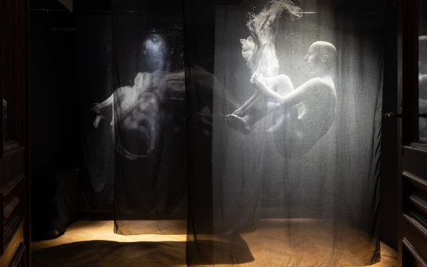 Θεσσαλονίκη: Δωρεάν ξεναγήσεις στην έκθεση «Renée Revah- TEHOM» από τη φωτογράφο