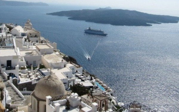 Κυκλάδες: Χωρίς τέλος η σεισμική δραστηριότητα σε Σαντορίνη, Αμοργό και Ανάφη - Εννέα σεισμικές δονήσεις άνω των 4 Ρίχτερ τα ξημερώματα