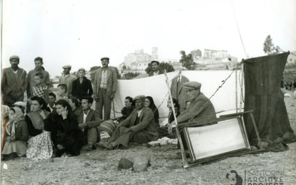 Τι λένε κάτοικοι της Σαντορίνης που έζησαν τον φονικό σεισμό του 1956