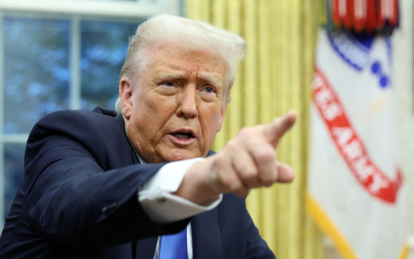 Νέα προειδοποίηση Τραμπ: Αν μας επιτεθεί το Ιράν, θα τους χτυπήσουμε με μία δύναμη που δεν έχει ξαναδεί κανείς