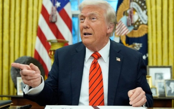 Ο Τραμπ υπέγραψε το διάταγμα για επιβολή δασμών 25% σε χάλυβα και αλουμίνιο - Ποιες χώρες βρίσκονται στο στόχαστρο Ο Τραμπ υπέγραψε το διάταγμα για επιβολή δασμών 25% σε χάλυβα και αλουμίνιο - Ποιες χώρες βρίσκονται στο στόχαστρο