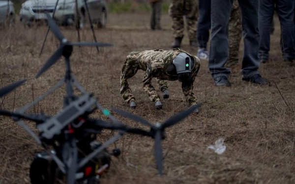 Ουκρανία: Ο στρατός αναπτύσσει μονάδες ρομποτικών οχημάτων