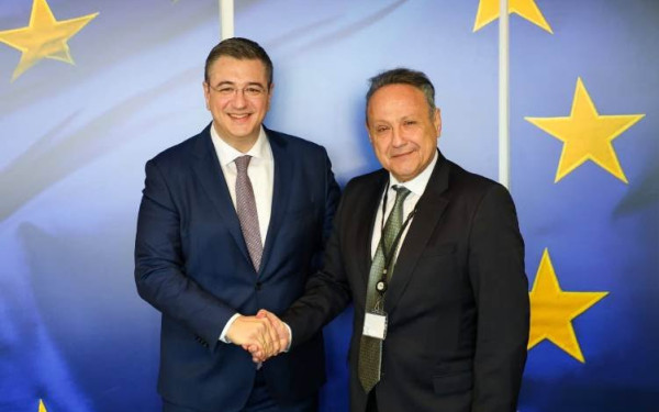 Συνάντηση Αγγελούδη - Τζιτζικώστα στις Βρυξέλλες και συζήτηση για τη δημιουργία τραμ στη Θεσσαλονίκη Συνάντηση Αγγελούδη - Τζιτζικώστα στις Βρυξέλλες και συζήτηση για τη δημιουργία τραμ στη Θεσσαλονίκη