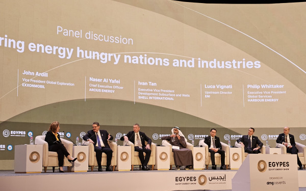 Ελλάδα και Αίγυπτος διασυνδέονται ηλεκτρικά