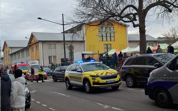 Γαλλία: Η εθνική αντιτρομοκρατική εισαγγελία αναλαμβάνει την έρευνα για την επίθεση με μαχαίρι στη Μιλούζ