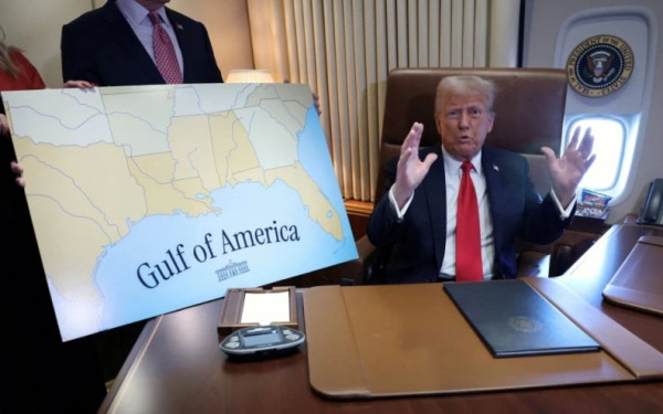 Νέα επίθεση Τραμπ εναντίον του πρακτορείου Associated Press επειδή δεν υιοθετούν τον «Κόλπο της Αμερικής»