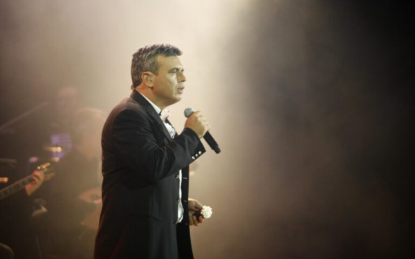 Μανώλης Λιδάκης: Σήμερα η κηδεία του σπουδαίου τραγουδιστή στο Ηράκλειο Κρήτης Μανώλης Λιδάκης: Σήμερα η κηδεία του σπουδαίου τραγουδιστή στο Ηράκλειο Κρήτης