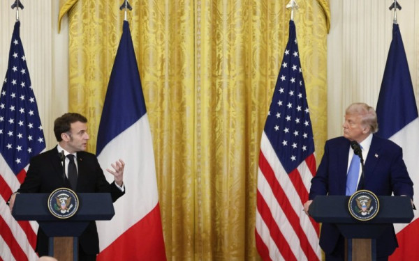 Ο Τραμπ ειρωνεύτηκε Γαλλία και Μακρόν: Χωρίς τις ΗΠΑ η Ευρώπη θα μιλούσε Γερμανικά Ο Τραμπ ειρωνεύτηκε Γαλλία και Μακρόν: Χωρίς τις ΗΠΑ η Ευρώπη θα μιλούσε Γερμανικά