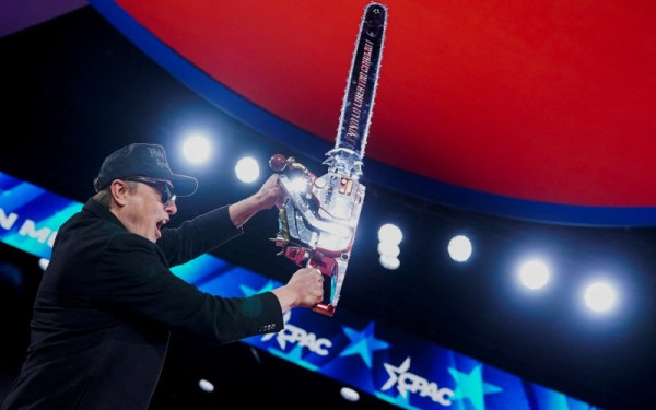 Ο Ίλον Μασκ θέλει να βγουν οι ΗΠΑ από τον ΟΗΕ και το ΝΑΤΟ