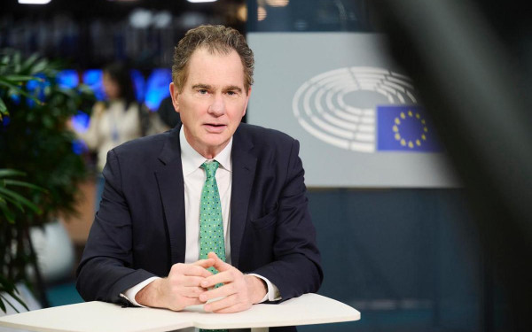 Ευρωκοινοβούλιο: Πέρασε η τροπολογία του Ν. Παπανδρέου για την προστασία γυναικών και κοριτσιών με αναπηρία