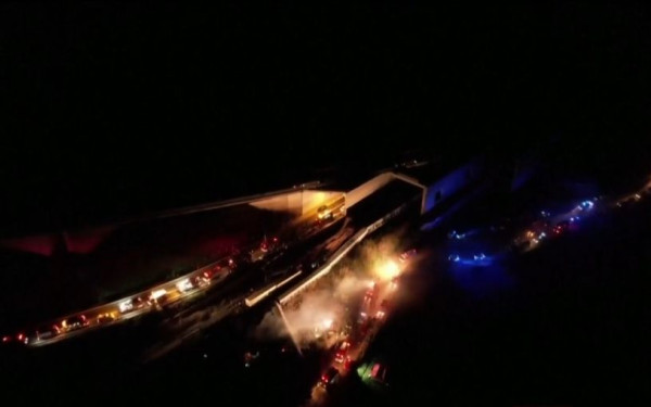 Τέμπη: Στο «φως» νέο βίντεο λίγα λεπτά μετά τη φονική σύγκρουση των τρένων