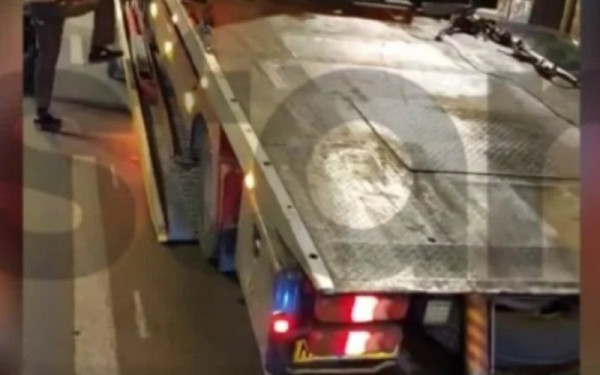 Αθήνα: Συνελήφθη οδηγός γερανού που πήγε να μεταφέρει οχήματα... μεθυσμένος (βίντεο)
