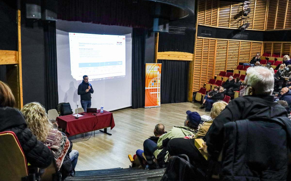 Δήμος Νεάπολης - Συκεών: Σεμινάριο υγιεινής και ασφάλειας για την επιμόρφωση και κατάρτιση των εργαζομένων στον τομέα καθαριότητας Δήμος Νεάπολης - Συκεών: Σεμινάριο υγιεινής και ασφάλειας για την επιμόρφωση και κατάρτιση των εργαζομένων στον τομέα καθαριότητας