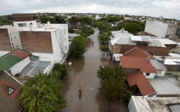 Πλημμύρες στην Αργεντινή: Τουλάχιστον 16 νεκροί - Ο Μιλέι κηρύσσει τριήμερο πένθος (βίντεο)