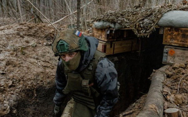 Ρωσο-ουκρανικός πόλεμος: Αλλεπάλληλες επιθέσεις με εναέρια μέσα - Πέντε άνθρωποι τραυματίστηκαν