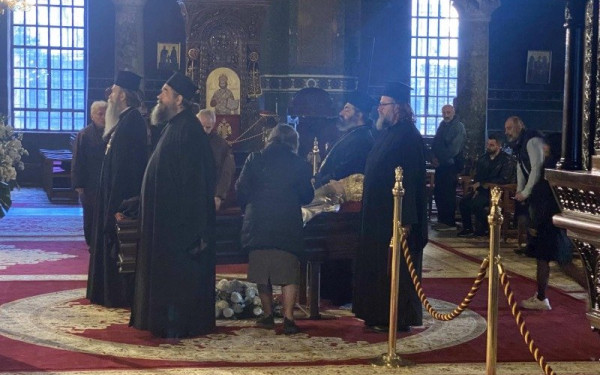 Θεσσαλονίκη: Για 2η ημέρα σε λαϊκό προσκύνημα το σκήνωμα του μακαριστού Άνθιμου (βίντεο)