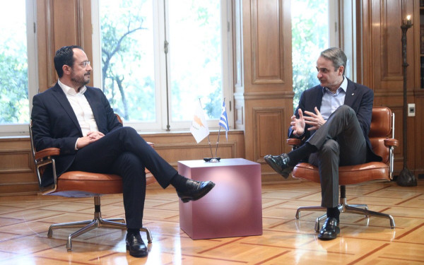 Μητσοτάκης - Χριστοδουλίδης: Οι εξελίξεις στο Κυπριακό και οι επενδύσεις στην ευρωπαϊκή άμυνα στο επίκεντρο της συνάντησης