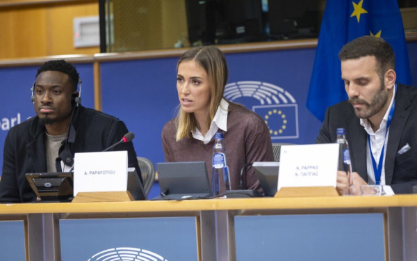 Έλληνες αθλητές μίλησαν στο Ευρωπαϊκό Κοινοβούλιο για τη συμπερίληψη στον αθλητισμό