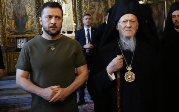 Επικοινωνία Ζελένσκι με Βαρθολομαίο -Το «ευχαριστώ» του Ουκρανού προέδρου στον Οικουμενικό Πατριάρχη