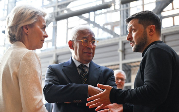 ΕΕ: Δεσμεύεται για παράδοση 2 εκατομμυρίων βλημάτων πυροβολικού στην Ουκρανία