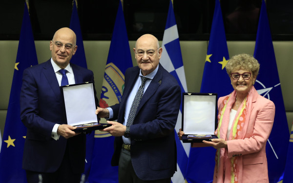 Ν. Δένδιας για Ζιωζέφ Νισσίμ: «Τιμούμε με σεβασμό έναν άξιο εκπρόσωπο της Εβραϊκής Κοινότητας της Θεσσαλονίκης»