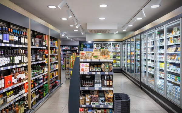 Komvos Stores: Μία ολοκληρωμένη εμπειρία καθημερινών αγορών & αναψυχής στην καρδιά της Θεσσαλονίκης