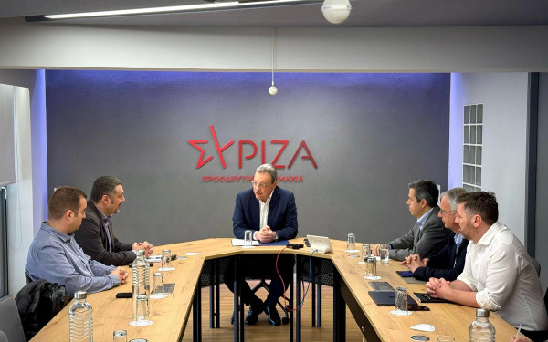 Συνάντηση του Σωκράτη Φάμελλου με την Πανελλαδική Ομοσπονδία Ενώσεων Στρατιωτικών