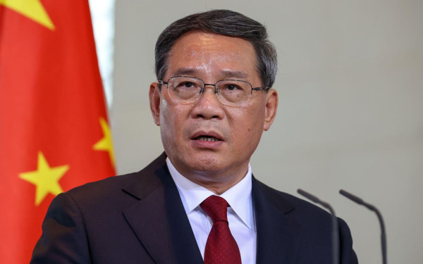 Λι Τσιάνγκ: Η Κίνα θα παραμείνει στη «σωστή κατεύθυνση της παγκοσμιοποίησης»