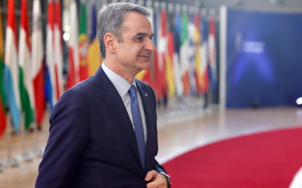 Μητσοτάκης από Βρυξέλλες: Στην πόρτα της εξόδου παράνομοι μετανάστες, χωρίς άσυλο (βίντεο)