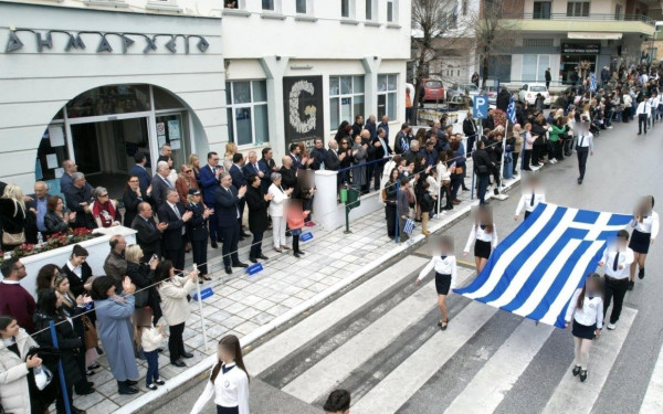 Με λαμπρότητα τιμήθηκε η επέτειος της 25ης Μαρτίου στον δήμο Ωραιοκάστρου