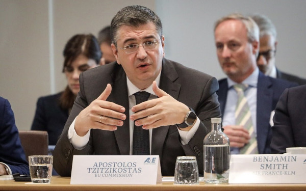 Α. Τζιτζικώστας:  «Η απαλλαγή από τις εκπομπές του άνθρακα δεν πρέπει να αποβεί σε βάρος της ανταγωνιστικότητας των ευρωπαϊκών αεροπορικών μεταφορών»