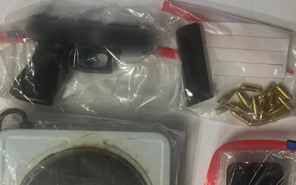 Επιχείρηση της ΕΛΑΣ στις φυλακές Κορυδαλλού – Εντοπίστηκαν πιστόλι και φυσίγγια Επιχείρηση της ΕΛΑΣ στις φυλακές Κορυδαλλού – Εντοπίστηκαν πιστόλι και φυσίγγια