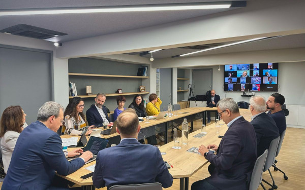 Συνάντηση Σ. Φάμελλου με φορείς της Σαντορίνης στα γραφεία του ΣΥΡΙΖΑ-ΠΣ